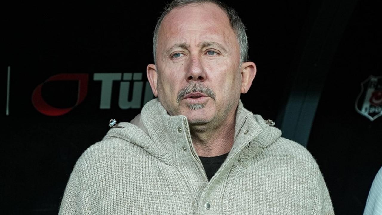 Sergen Yalçın'dan Fenerbahçeli futbolcuya: Kendi ülkenden bir takım al orada oyna