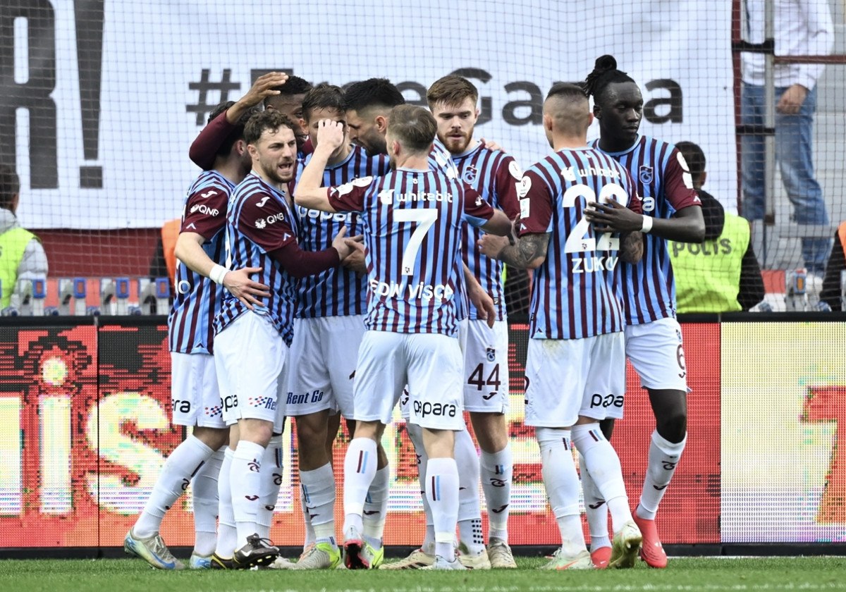 Trabzonspor, teknik direktör Fatih Tekke ile çıkışa geçti