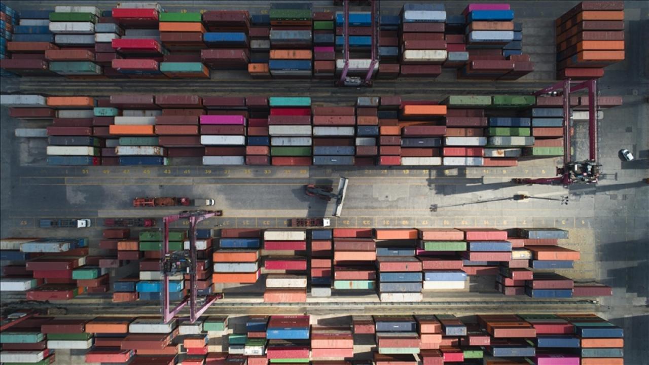 Türk Tekstil Sektöründen 2,4 Milyar Dolar İhracat