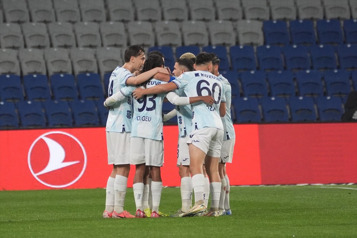 Adana Demirspor, galip geldi