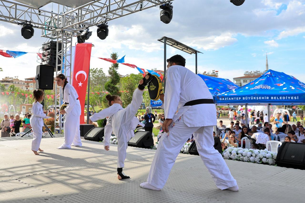 Anne Bebek Festivali coşkuyla başladı