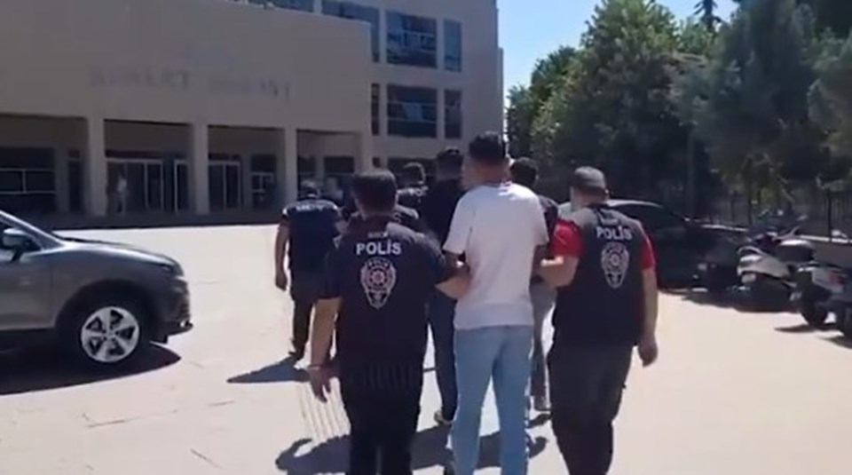 Bahis, Dolandırıcılık ve Çocuk Müstehcenliği Suçlaması Operasyonu