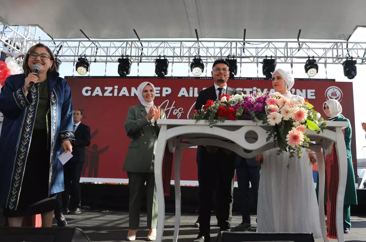 Bakan Göktaş Gaziantep'te Aile Festivali'ne Katıldı