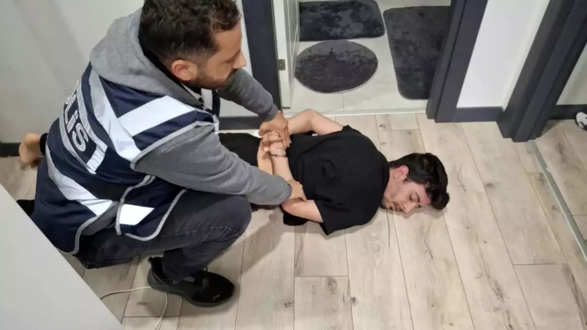 Bursa'da Dolandırıcılık Operasyonu: 18 Gözaltı