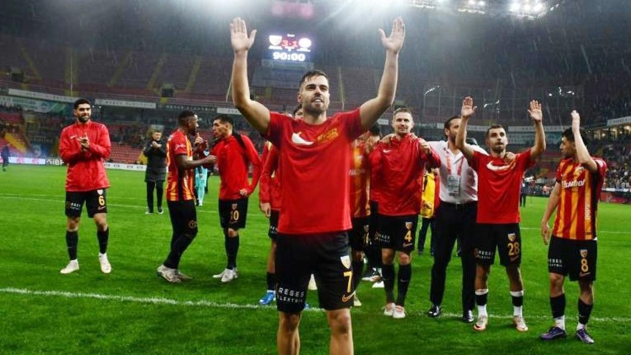 Cardoso tarihe geçti, ilk kez hat-trick yaptı