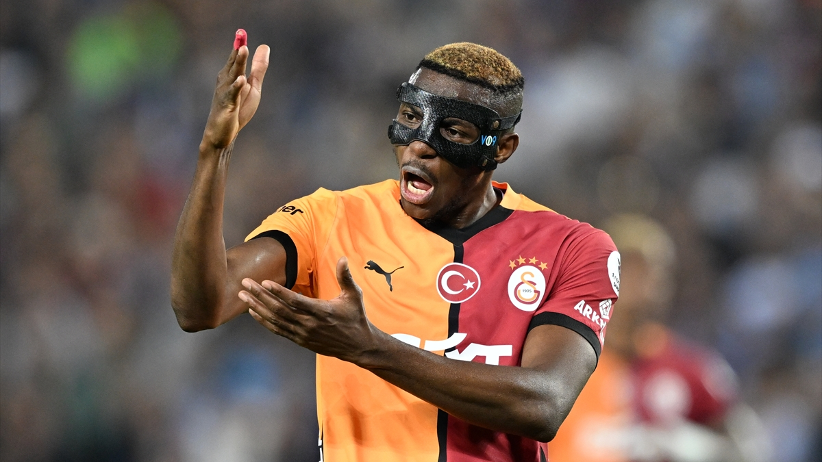 Galatasaray taraftarı: Bizimle kal Osimhen