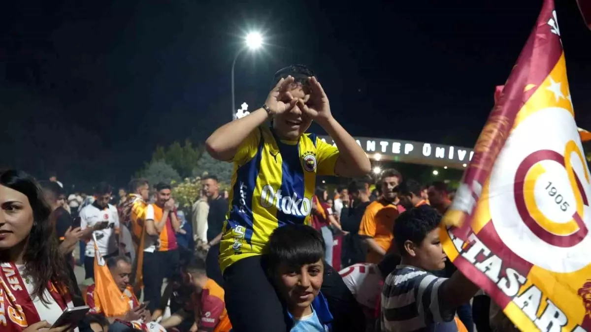 Galatasaray'ın 25. Şampiyonluğu Coşkuyla Kutlandı