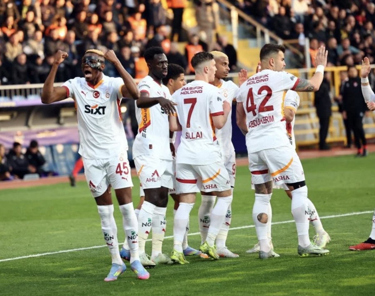 Okan Buruk, Daum'un Rekorunu Kırdı