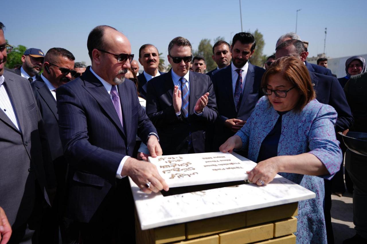 Gaziantep Büyükşehir, Bağdat'taki Türkiye Bahçesi'ne 5 bin fidan dikti