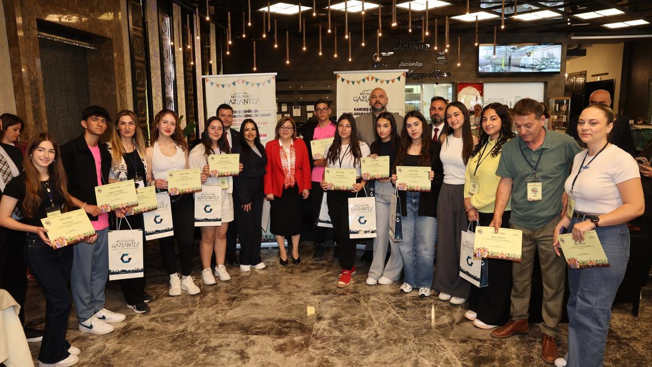 Gaziantep Büyükşehir Kardeş Şehirler Uluslararası Gençlik Kampı tamamlandı