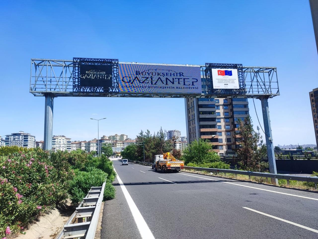 Gaziantep Büyükşehir'den trafik için yenilikçi uygulama