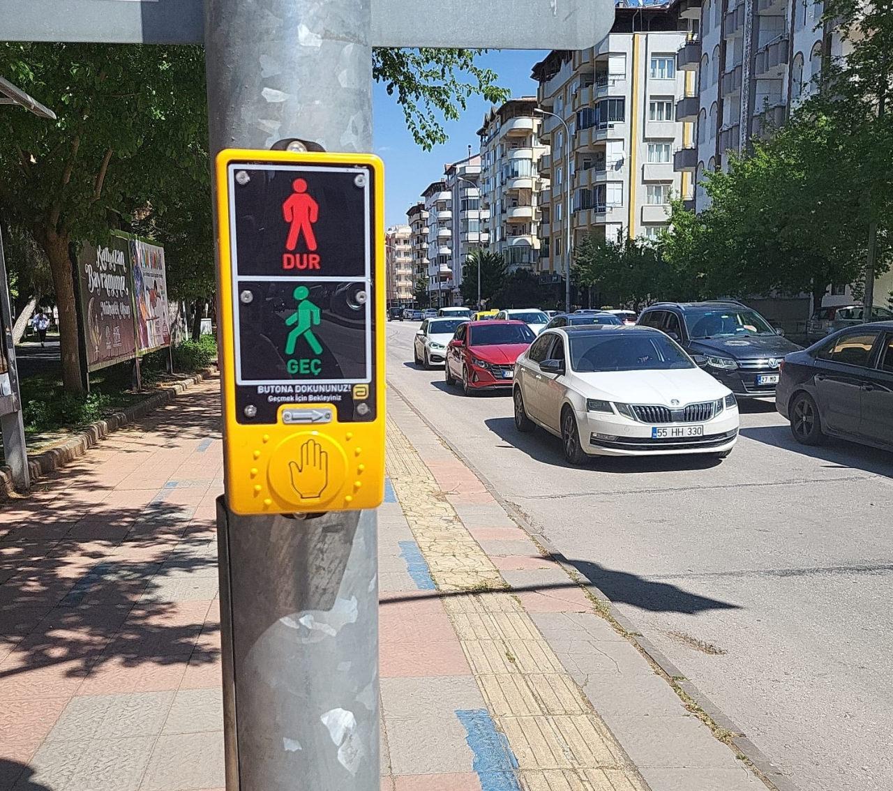 Gaziantep Büyükşehir'den trafik için yenilikçi uygulama