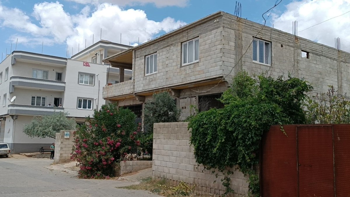 Gaziantep'te 3 çocuk annesi genç kadın boğularak öldürülmüş halde bulundu