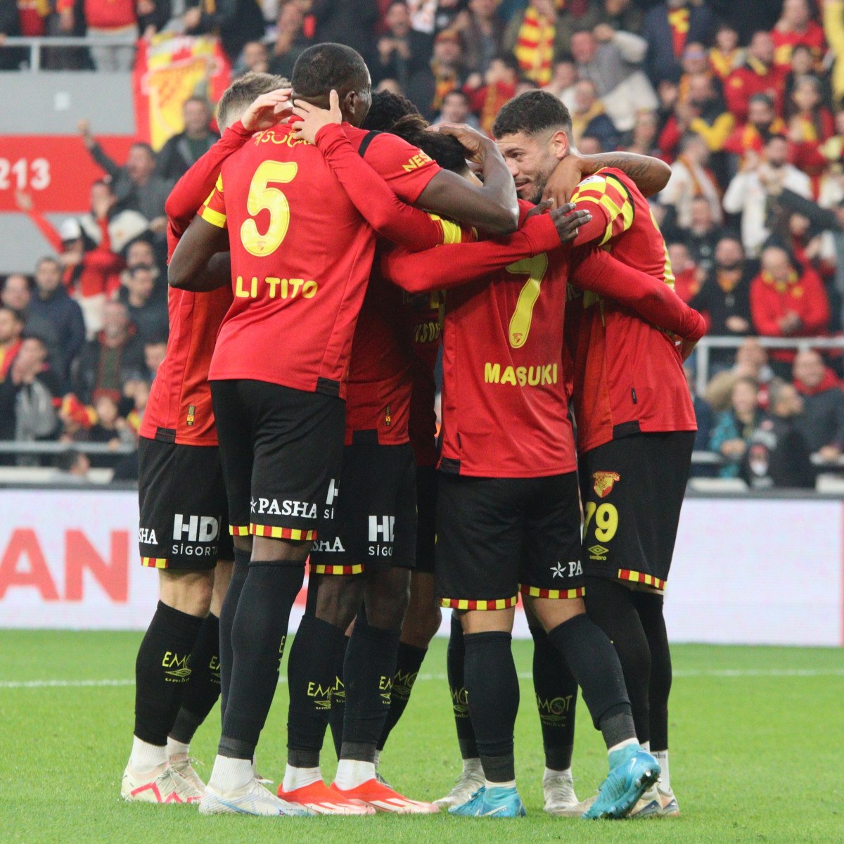 En çok gol yiyen takımlar arasında