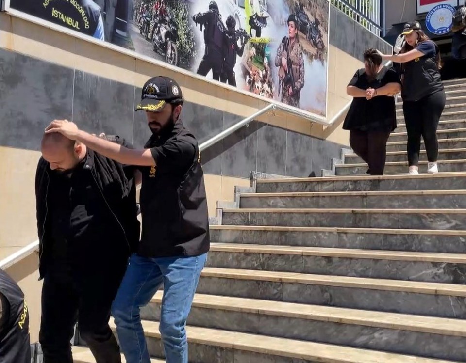 Sazan Sarmalıyla Tuzağa Düştüler