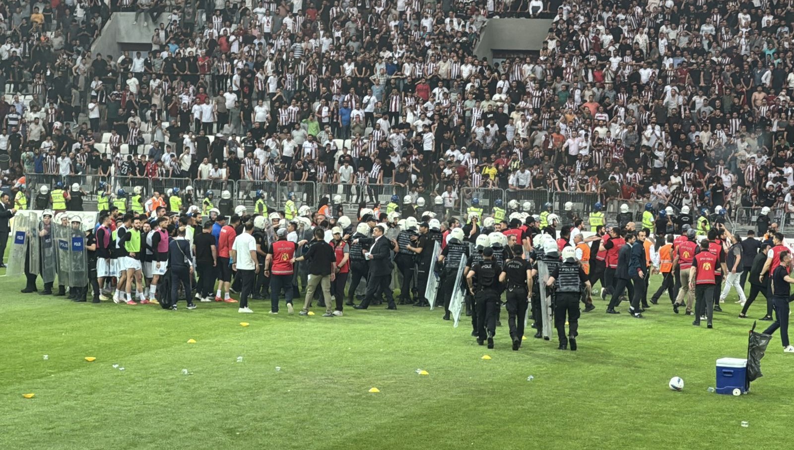 Olaylı Elazığspor-Vanspor maçının faturası belli oldu