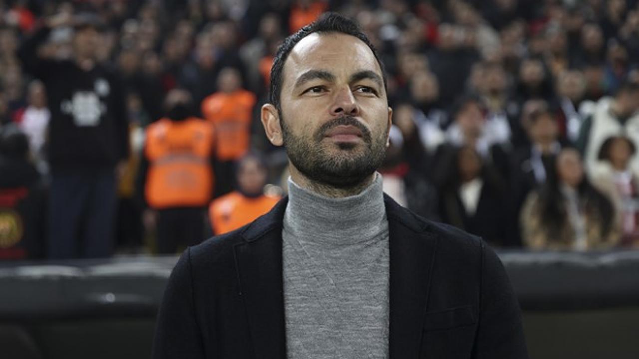 Selçuk İnan'dan duygu dolu istifa konuşması