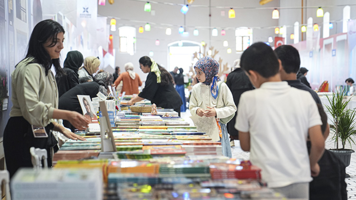 Şule Yüksel Şenler 3. Kitap ve Kültür Günleri başladı