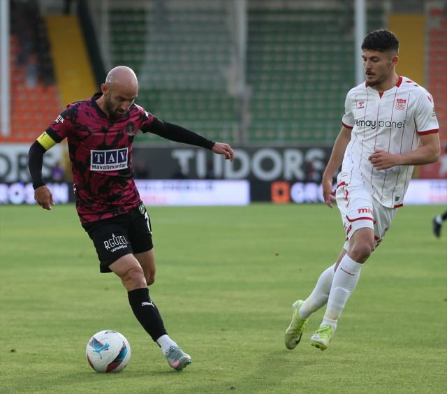 Alanyaspor 2 Golle Kazandı