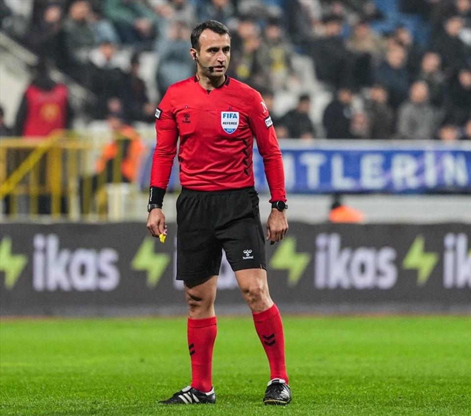 Trabzonspor-Galatasaray derbisinin hakemi belli oldu