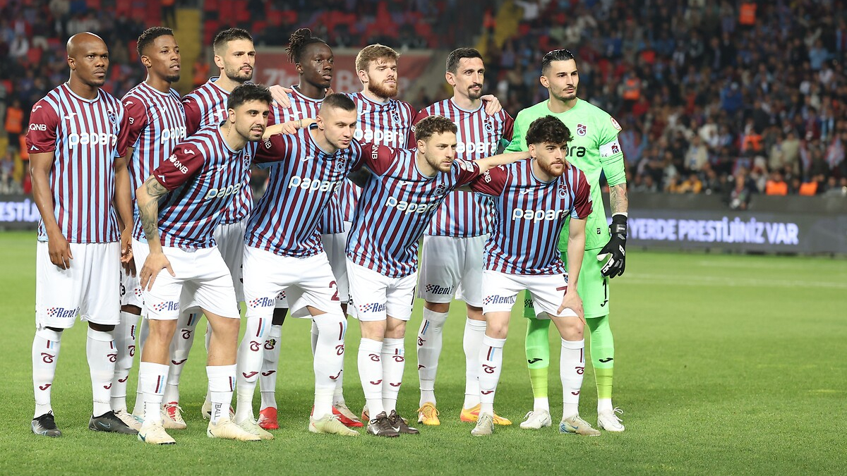 Trabzonspor, üç büyük rakibi karşısında sezonu galibiyet alamadan bitirdi