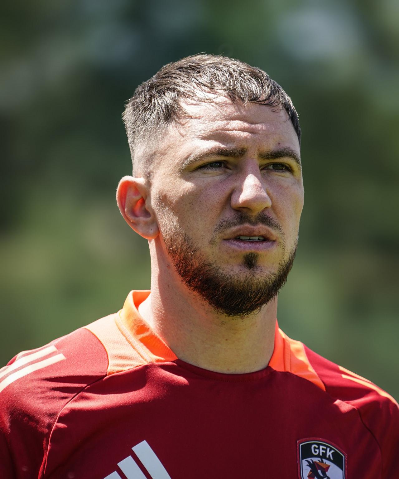 Yapay Zeka, Süper Lig'de Küme Düşecek Son 2 Takımı Açıklıyor