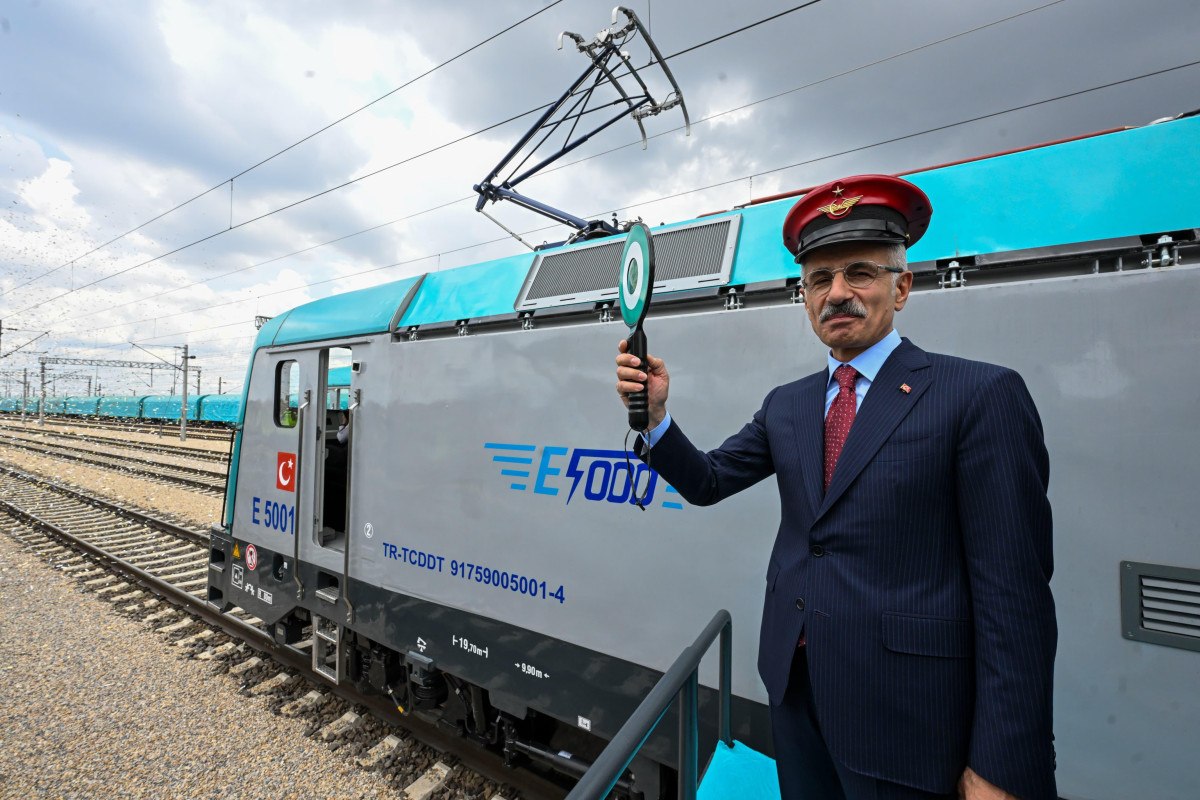 YAPAMAZSINIZ DENİLEN NE VARSA, BUGÜN BİR BİR HAYATA GEÇİRİYORUZ