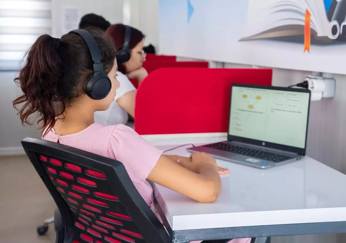 100'üncü Yıl Kütüphaneleri Öğrencilere Destek