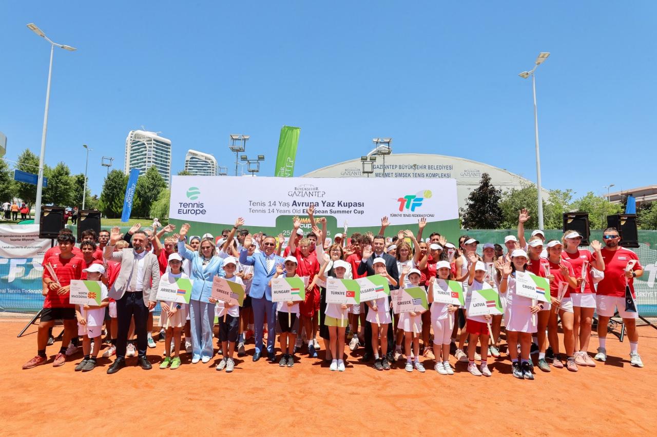 8 ülkenin sporcuları katıldı! Gaziantep'te muhteşem turnuva