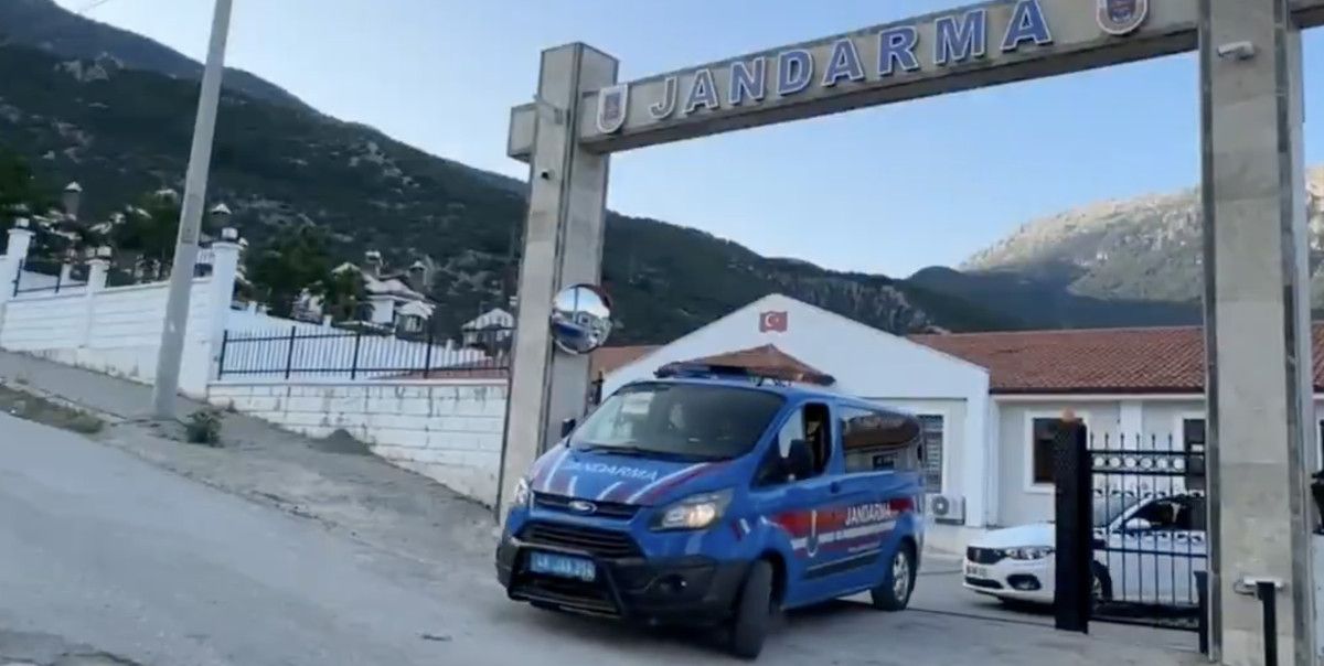 Ali Yerlikaya: 12 ilde dolandırıcı suç örgütlerine yönelik operasyon gerçekleştirildi
