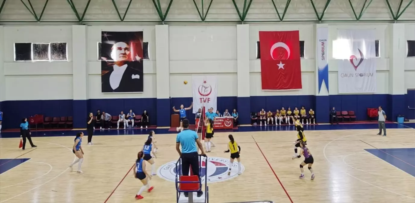 Betül Çoban Anısına Voleybol Turnuvası Düzenlendi