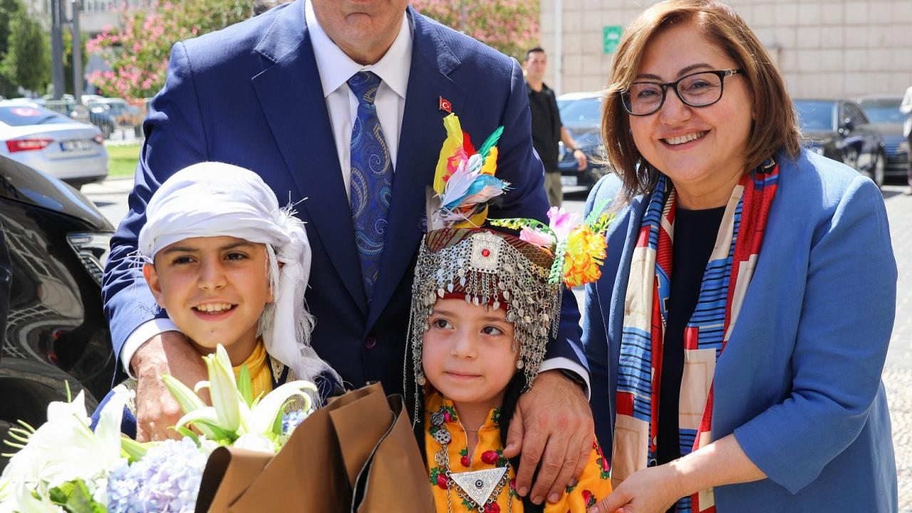 Cevdet Yılmaz Gönüllü Geri Dönüş Danışma ve Destek Merkezi ile BÜSEM'in açılışını yapacak