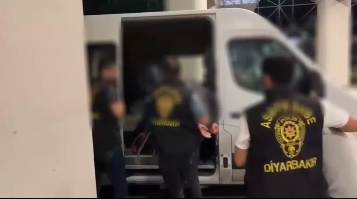 Diyarbakır'da Dolandırıcılık Operasyonu