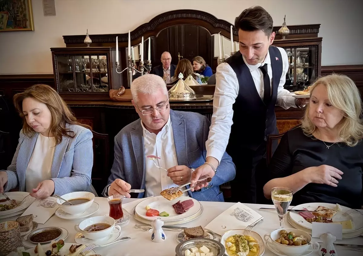 Dünya Kahvaltı Günü'nde Türk Mutfağı Tanıtıldı
