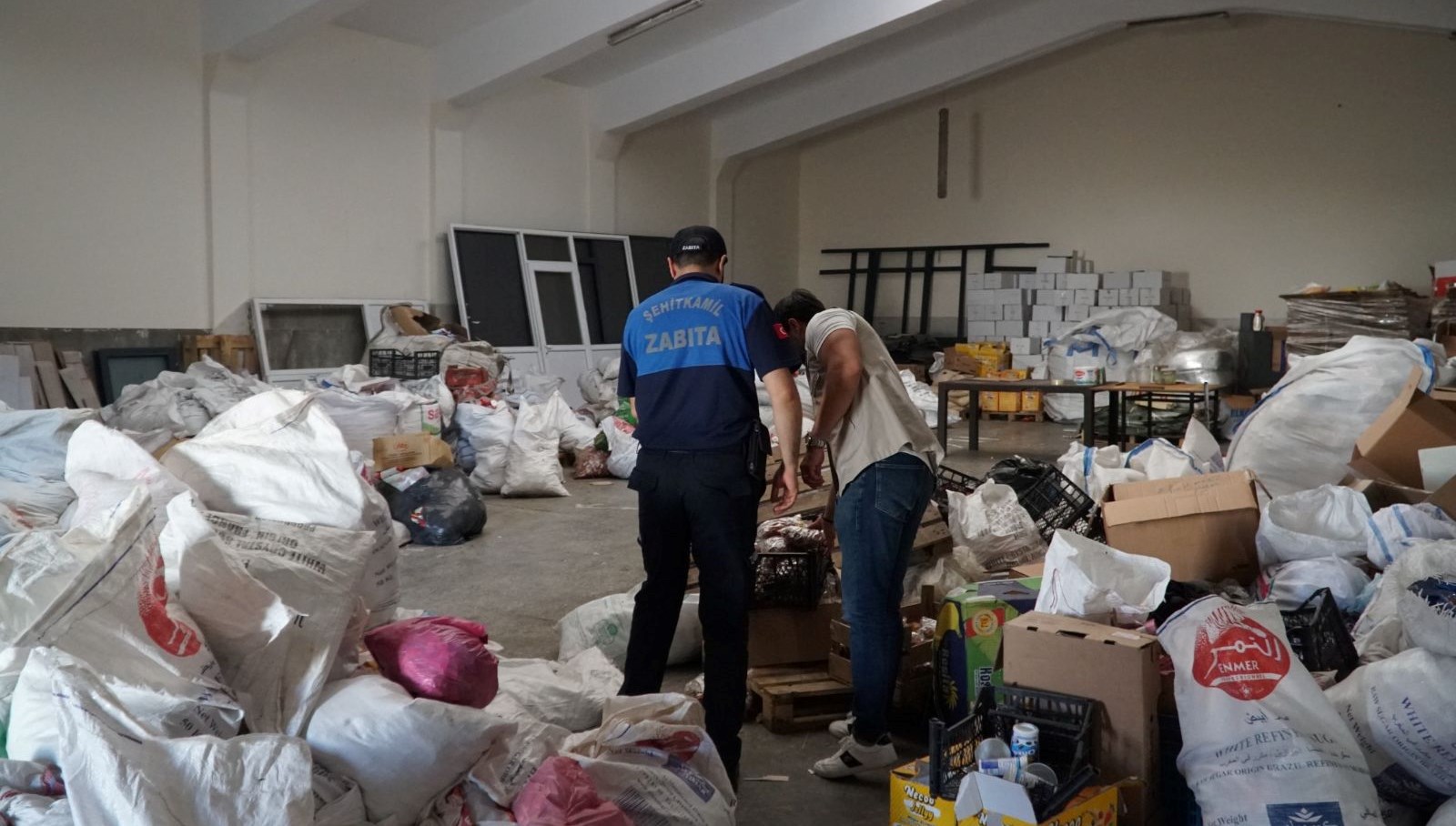 Gaziantep'te 21 Ton Tarihi Geçmiş Ürün Ele Geçirildi