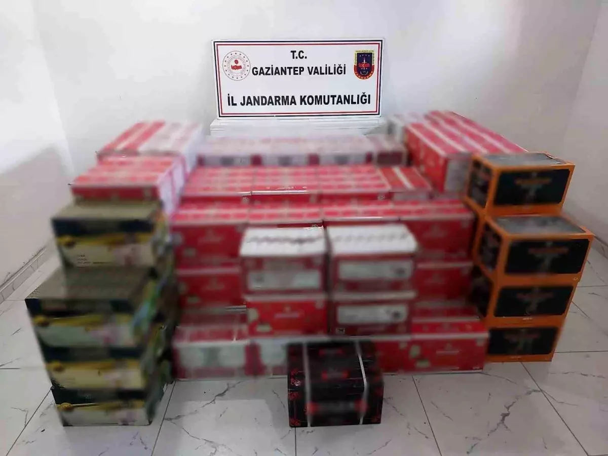 Gaziantep'te 5 milyon TL değerinde kaçak ürün ele geçirildi: 16 gözaltı