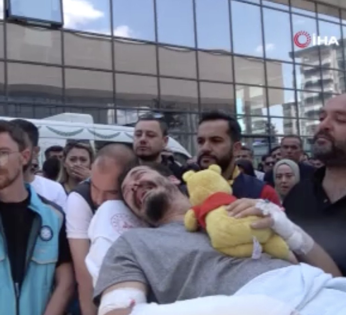 Gaziantep'te kazada ölen anne ve 2 çocuğuna tören