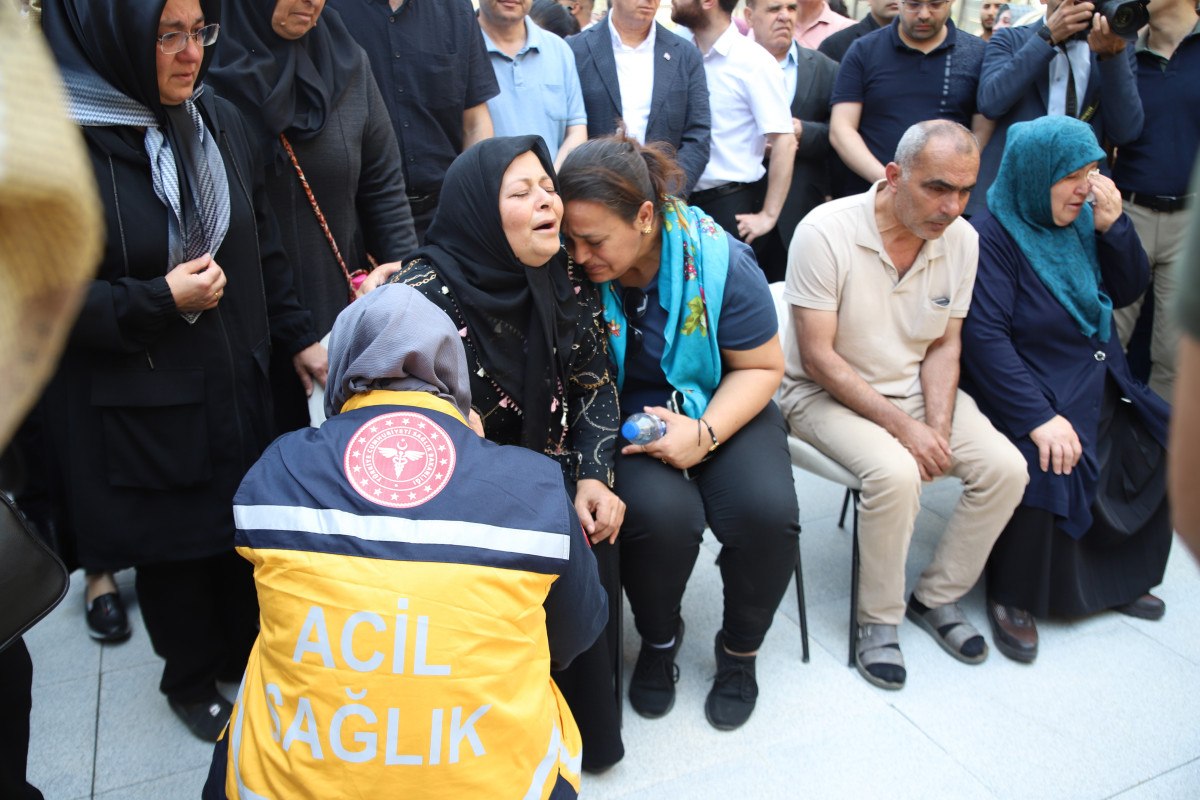 Gaziantep'te kazada ölen anne ve 2 çocuğuna tören