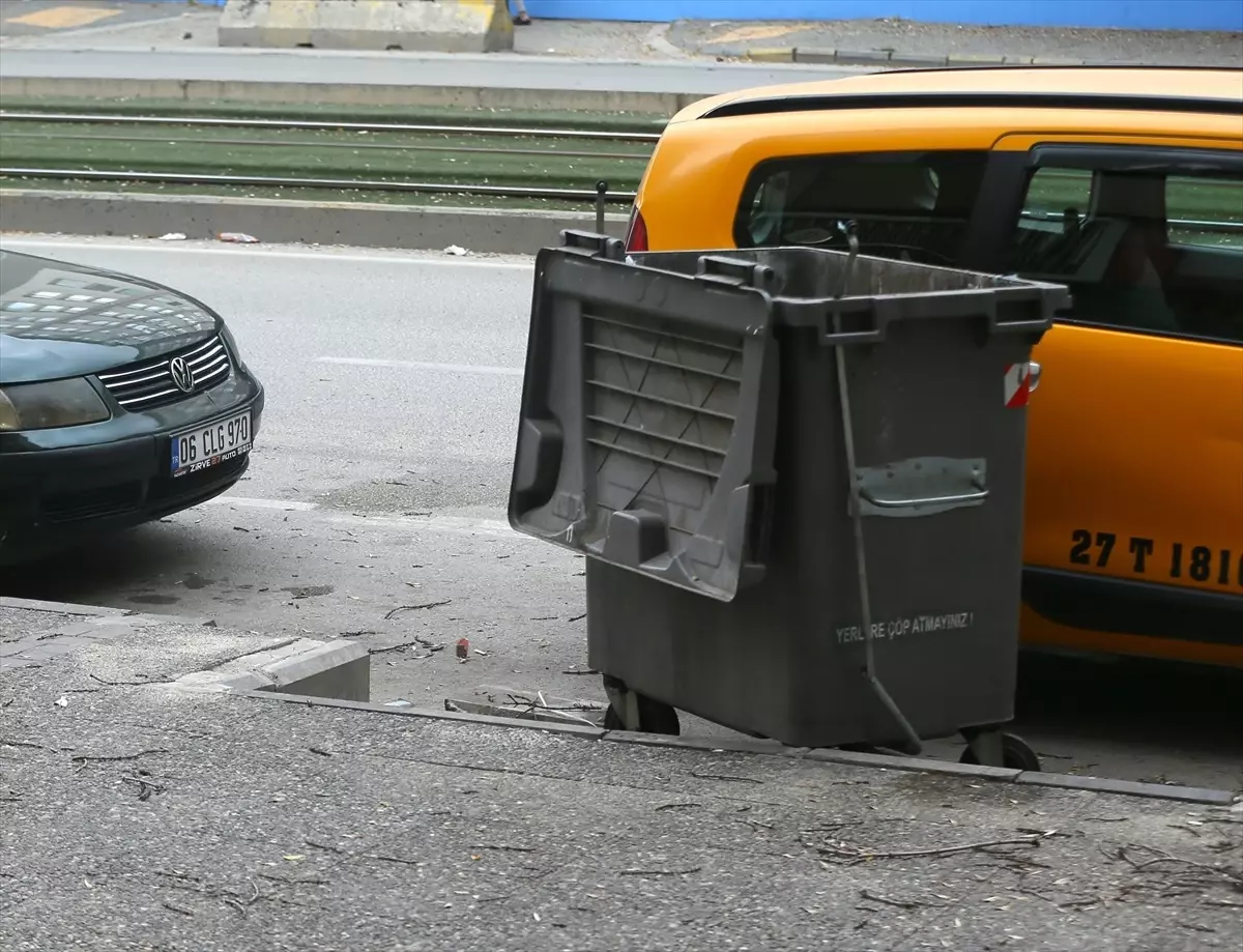 Gaziantep'te Kuvvetli Rüzgar Etkili Oldu