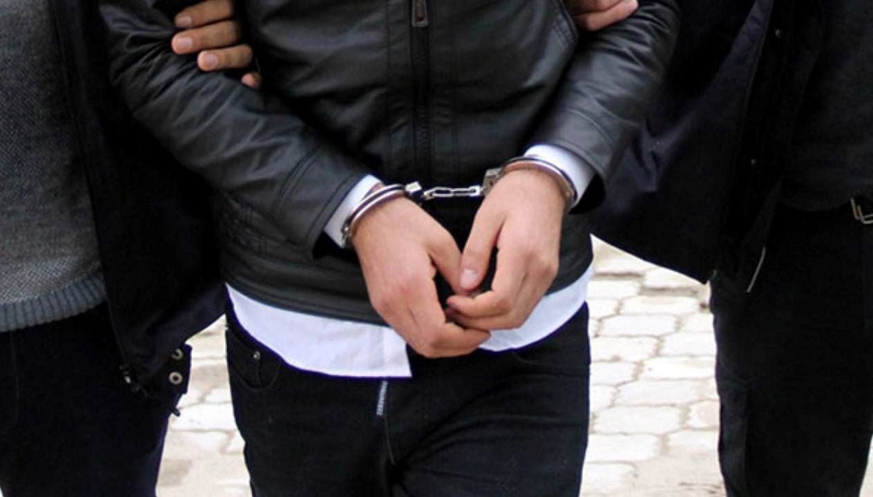 Gaziantep'te silah kaçakçılığı operasyonunda 2 zanlı yakalandı