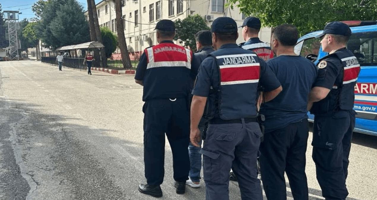 Gaziantep'te silah kaçakçılığı operasyonu: 2 kişi yakalandı