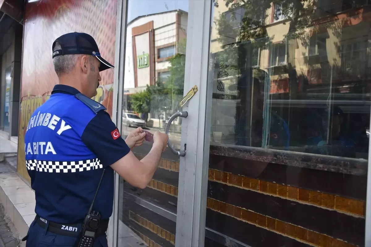 Hijyen Kurallarına Uymayan Fırın Kapatıldı