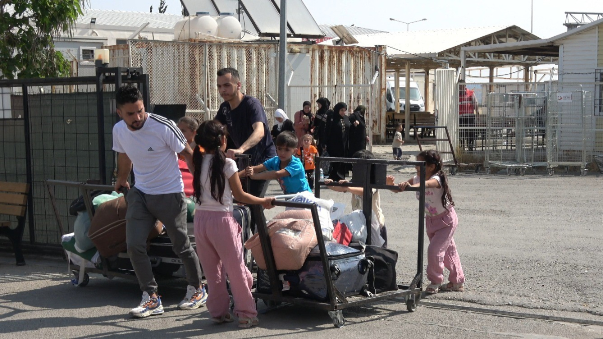 Kilis'te Suriyeli Sığınmacıların Geri Dönüşleri Sürüyor