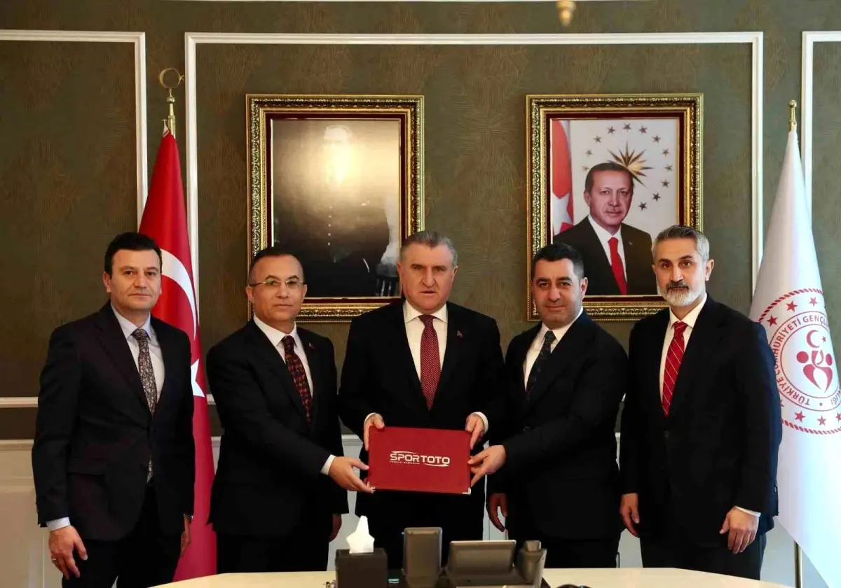 Milletvekili Bozgeyik: Gençliğe, spora, geleceğe yatırımlarımız kararlılıkla devam ediyor