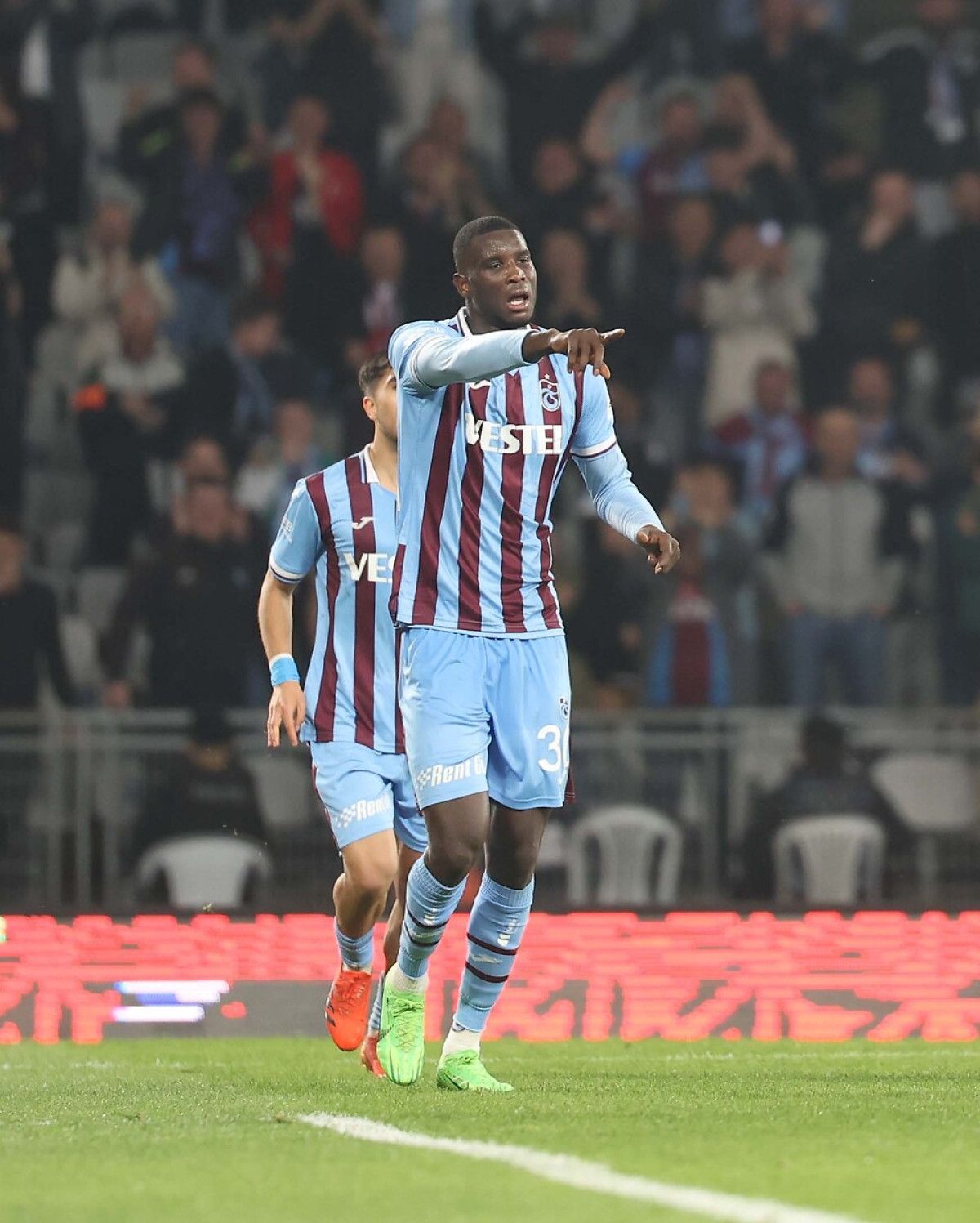 Paul Onuachu, iz bıraktığı Trabzonspor'a yeniden döndü