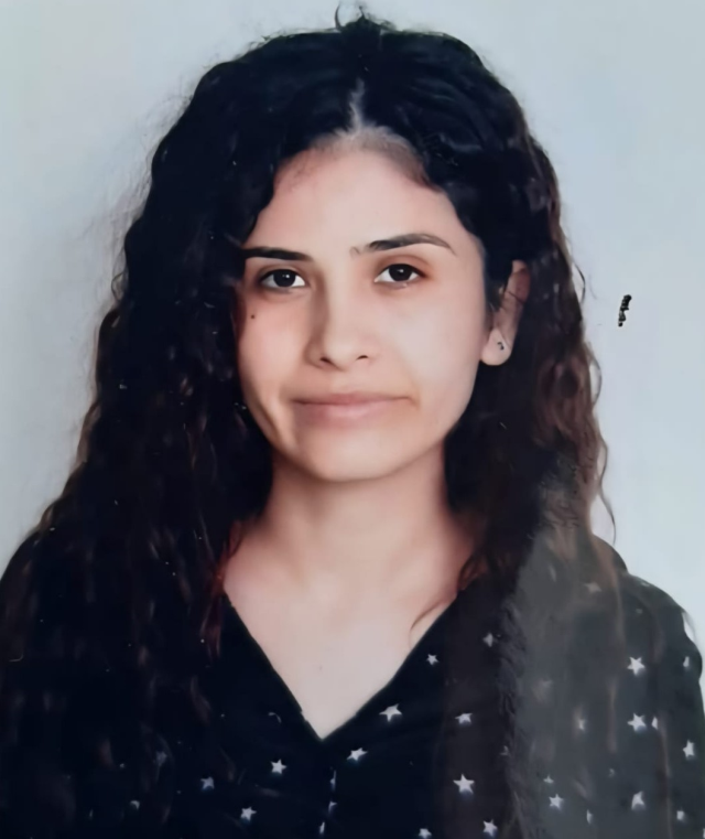 Pencereden Düşen 2 Aylık Hamile Kadın Hayatını Kaybetti