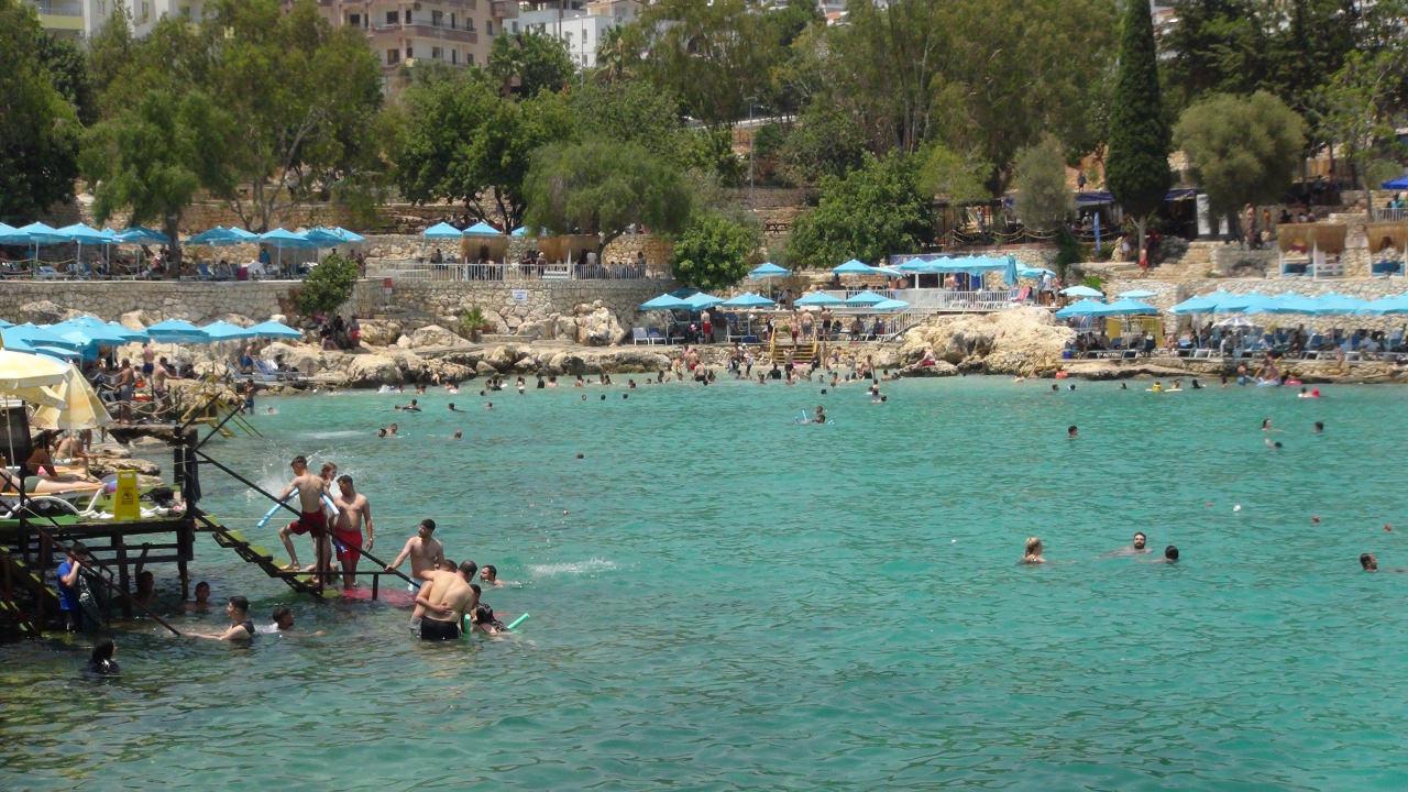 Tatilcilerin yeni gözdesi! Hem suyu temiz hem de Bodrum, Antalya ve Marmaris'ten daha ucuz