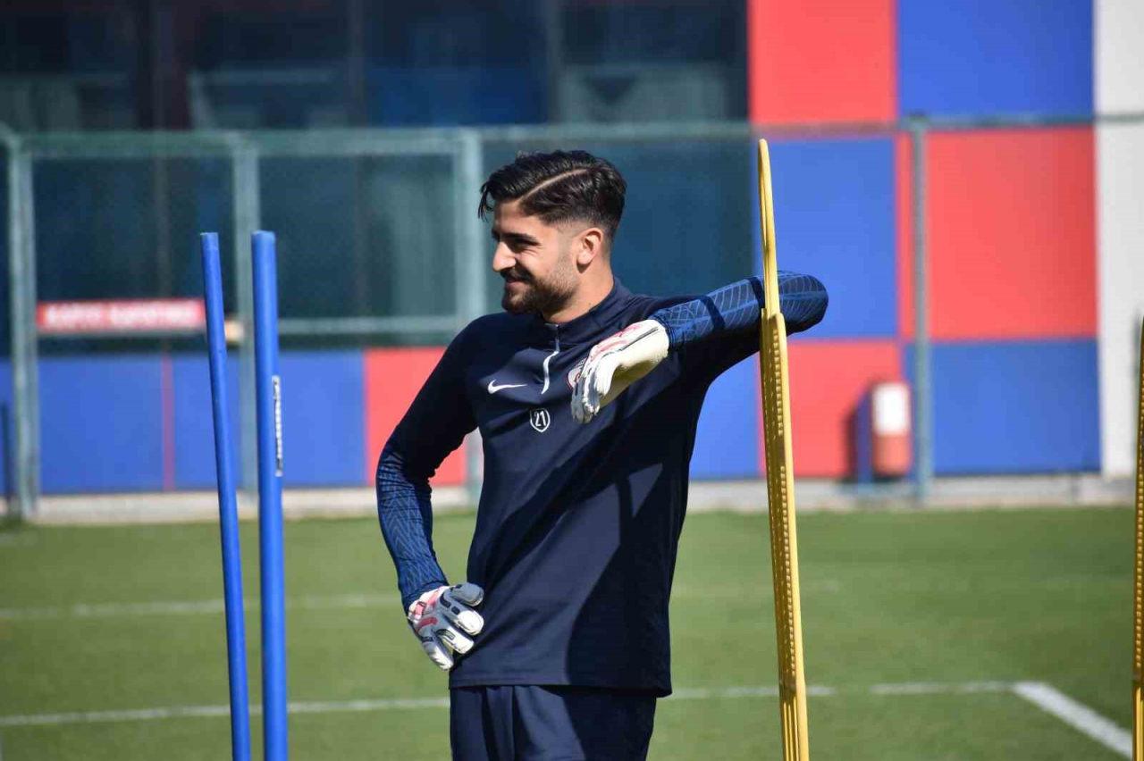 Trabzonspor, Uğurcan'a alternatif buldu: 2. Lig'in 'milli' kalecisi geliyor