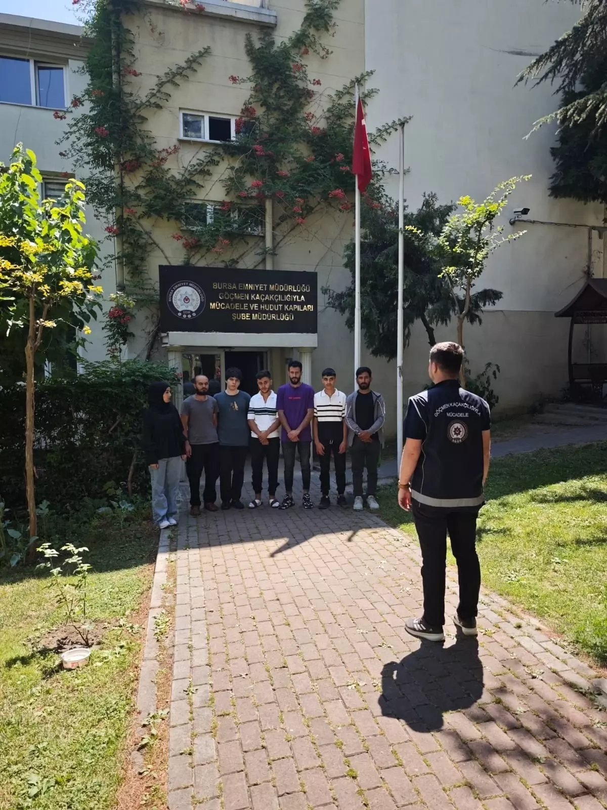 Bursa'da Kaçak Göçmen Operasyonu