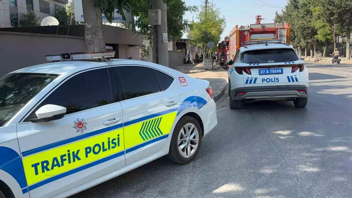 Gaziantep'te Tekstil Fabrikasında Yangın Çıktı